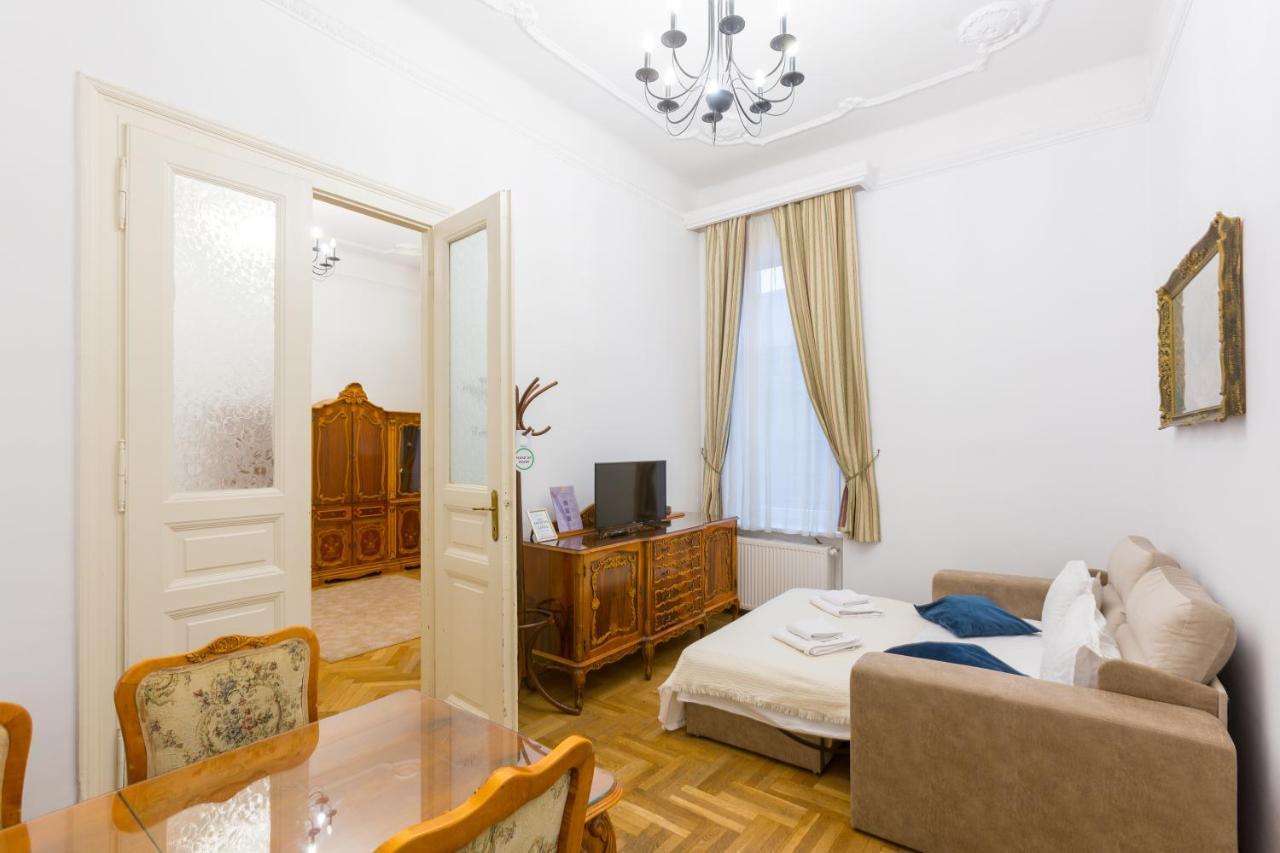 Residence Central Annapolis Brasov Exterior photo
